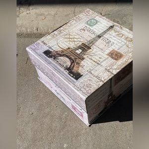 Storage box